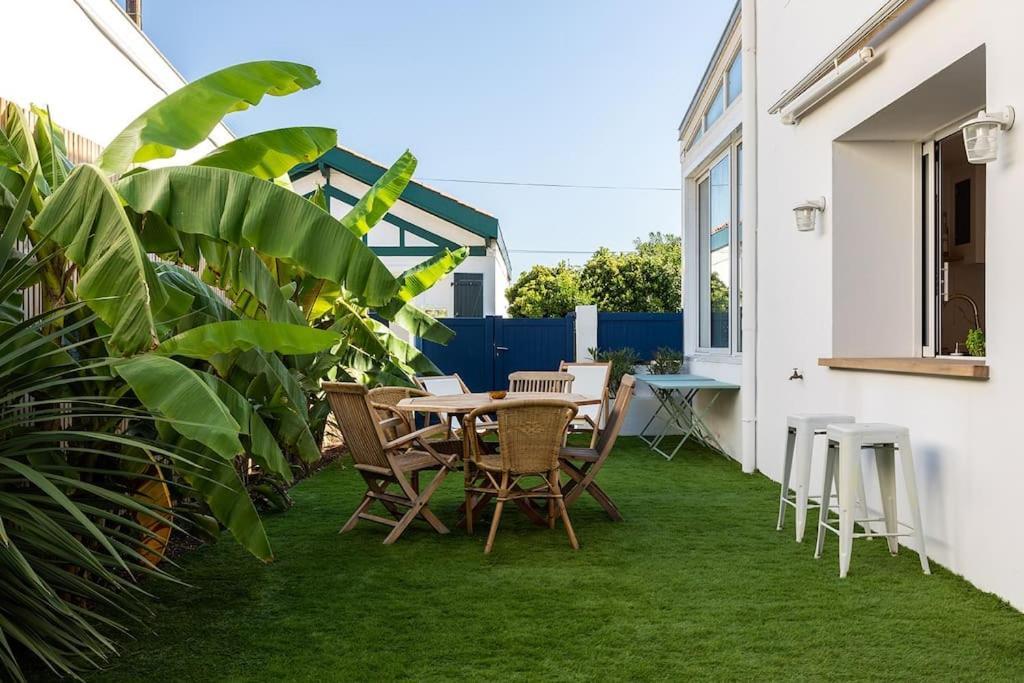 Beautiful Beach House In Front Of The Ocean Biarritz Exteriör bild