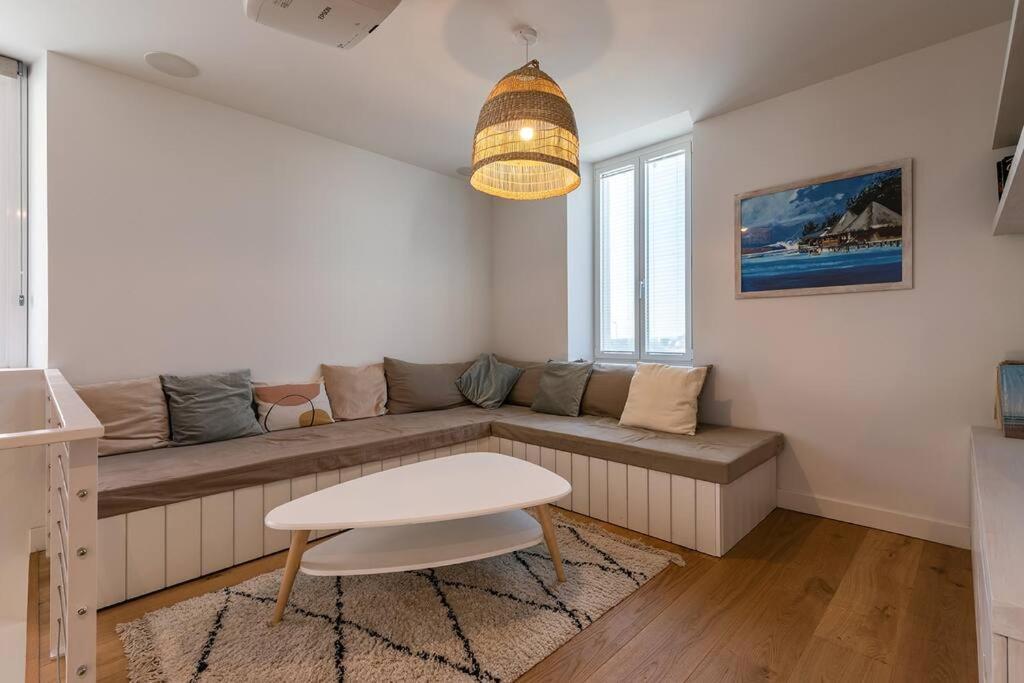 Beautiful Beach House In Front Of The Ocean Biarritz Exteriör bild
